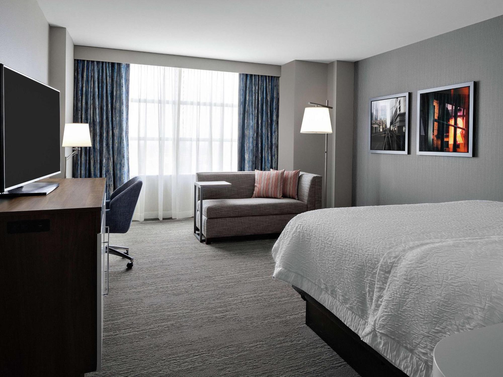 Hampton Inn Chicago Mccormick Place Buitenkant foto